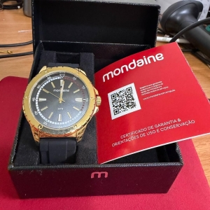 Relógio Mondaine Dourado c/Preto