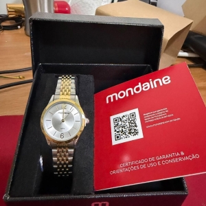 Relógio Mondaine Prata c/Dourado