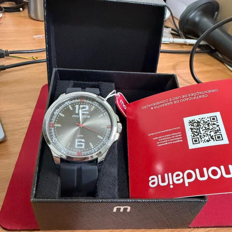 Relógio Mondaine Prata c/ Fundo Preto