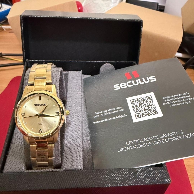 Relógio Seculus Dourado feminino